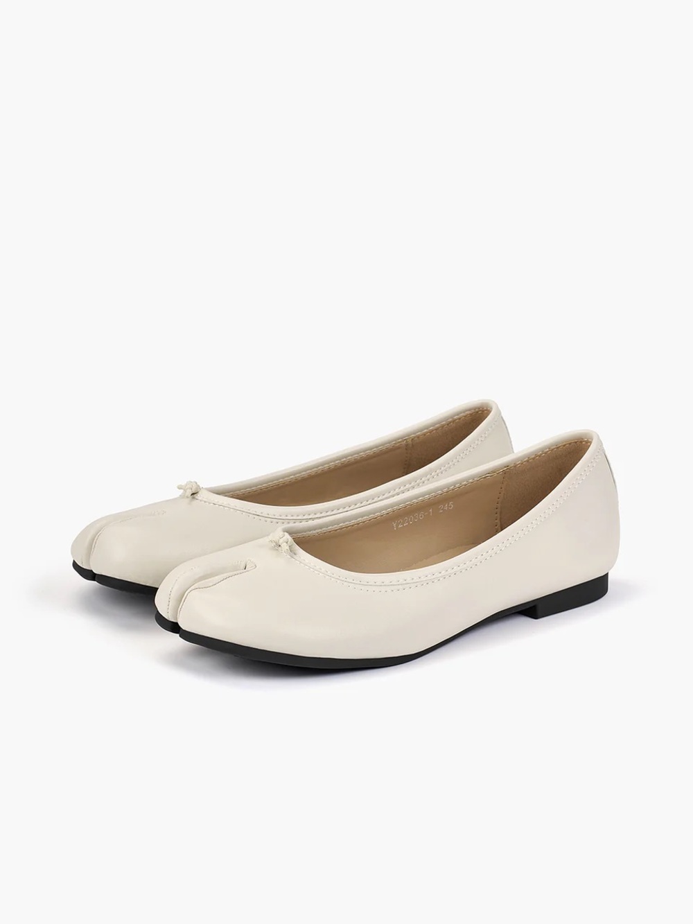 Cream Tabi Ballet Flats by Raboesy